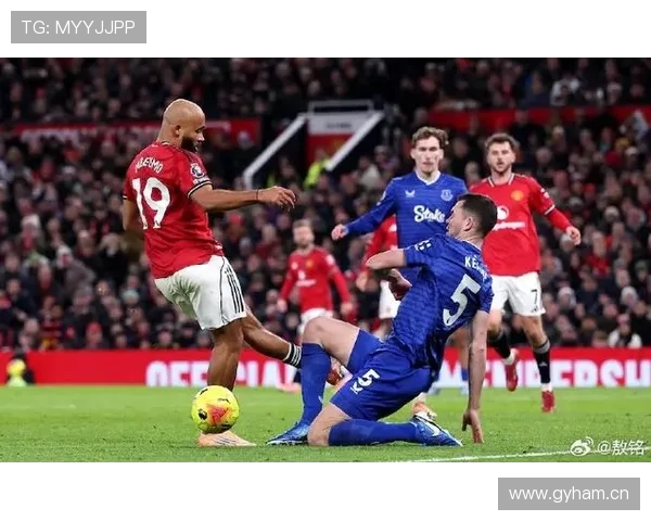 曼联战术体系缺乏稳定性问题显现，对球队赛季表现造成影响