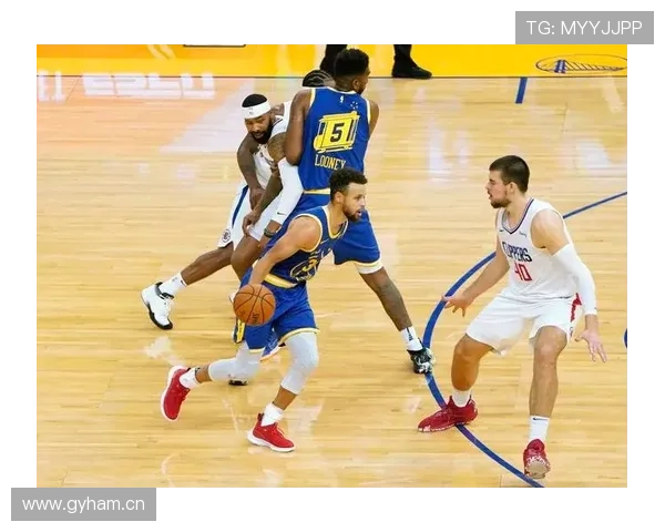 库珀·弗拉格挡拆能力提升球队进攻节奏助攻数显著增长