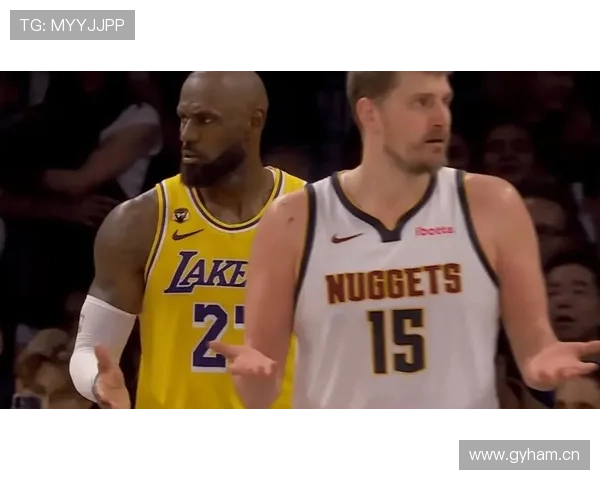 詹姆斯季后赛挡拆击穿约基奇，效率高于常规赛