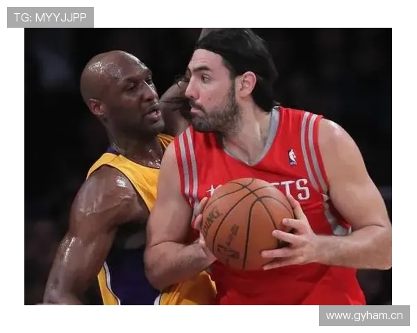 国际篮球规则中干扰球的判定有何不同？从NBA到FIBA对比解析